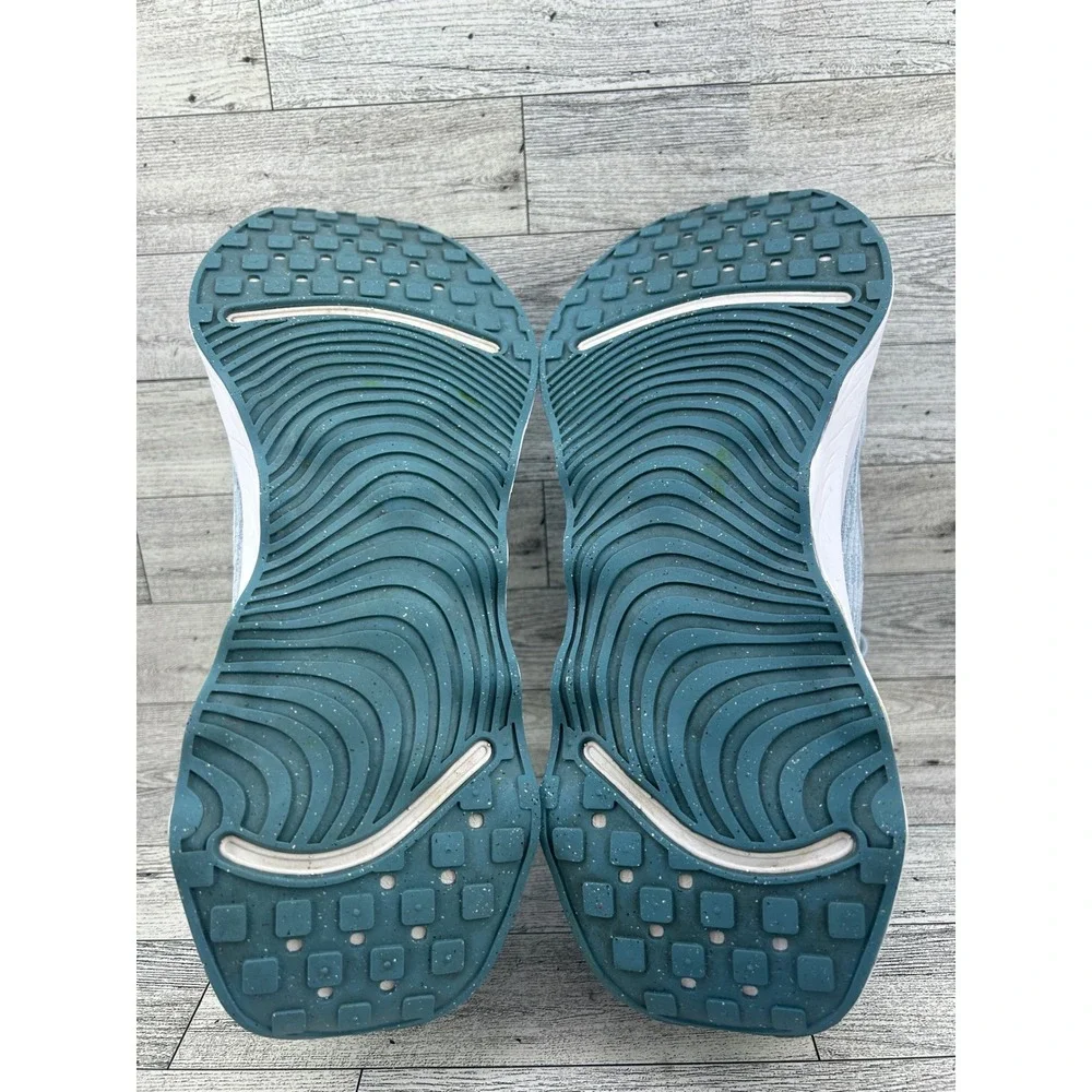 Nike Motiva Walking Shoes Women 12 Sky Blue Teal Rocker Sole Sneakers DV1238-400